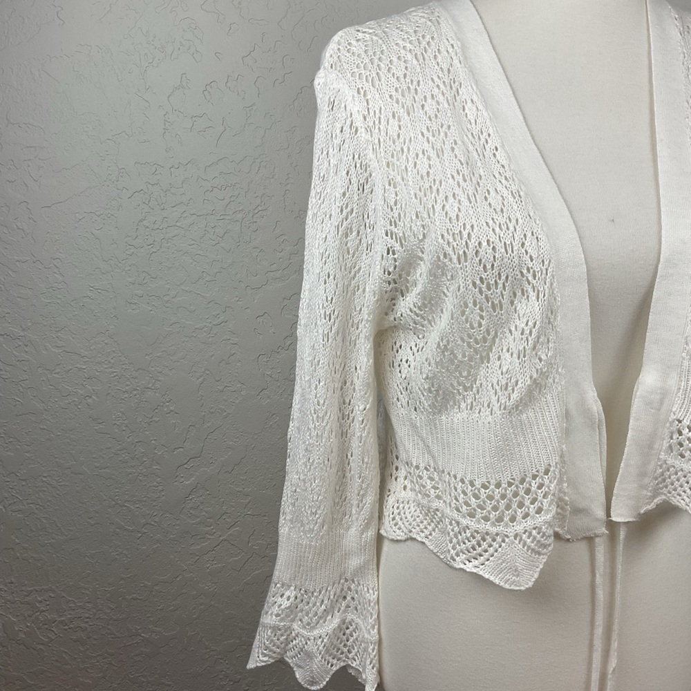 Sweet Kizz Lightweight Crochet Tie Front Cardigan Crop Top Ruffle Romantic - Picture 2 of 8